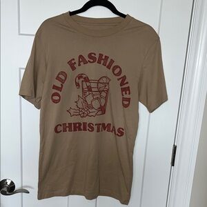 NWOT Goodie Two Sleeves Old Fashioned Christmas Short Sleeve Tee